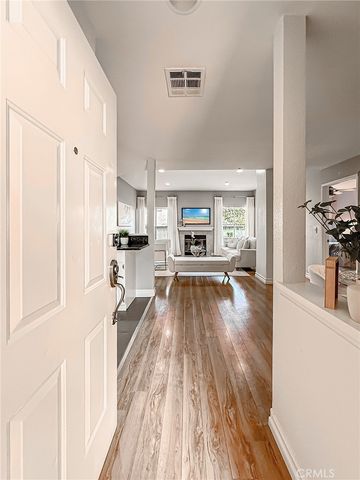 5420 Sylmar Avenue 118, Sherman Oaks, CA 91401