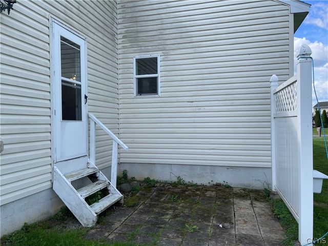 8686 Lavender Lane, Cicero, NY 13039