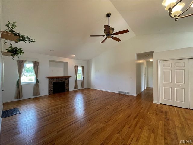 8686 Lavender Lane, Cicero, NY 13039