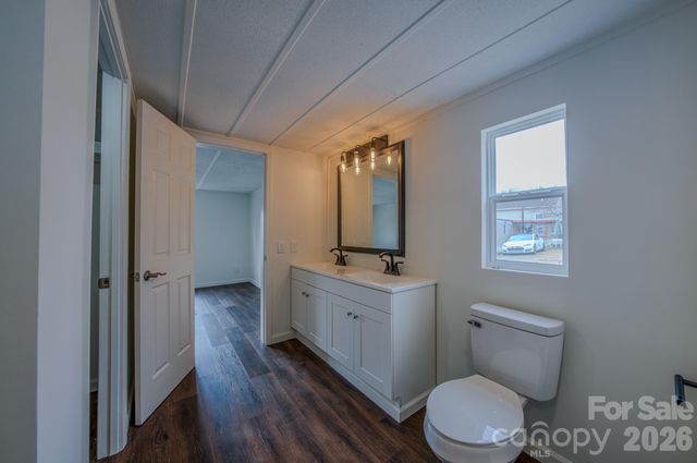 8 Teal Lane, Candler, NC 28715