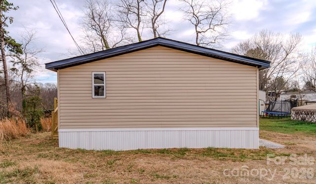 8 Teal Lane, Candler, NC 28715