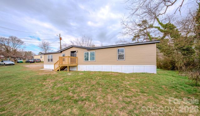 8 Teal Lane, Candler, NC 28715