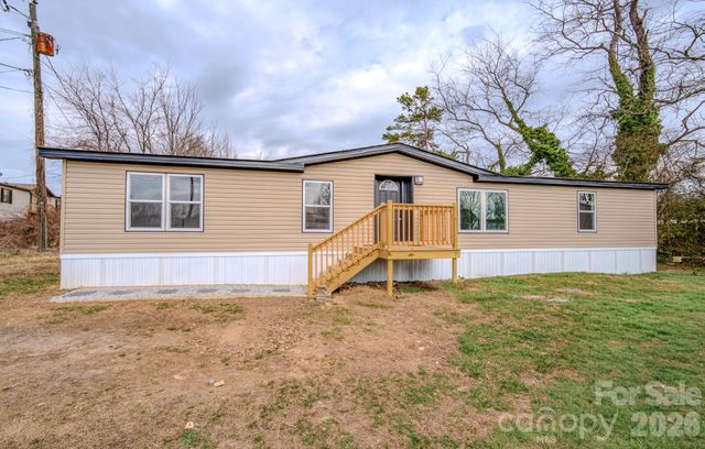 8 Teal Lane, Candler, NC 28715