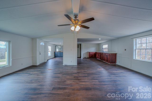 8 Teal Lane, Candler, NC 28715