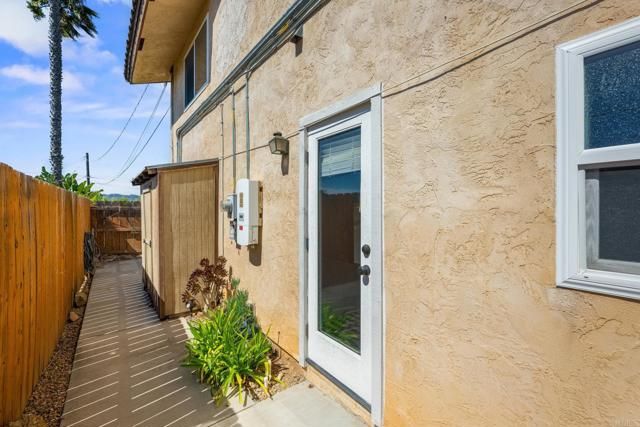 1168 Avocado Ave, Escondido, CA 92026