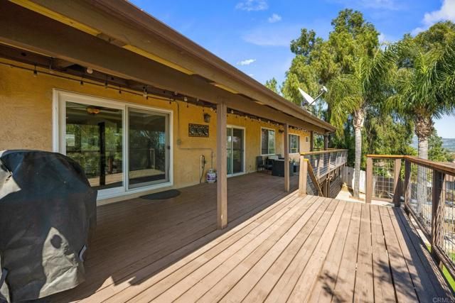 1168 Avocado Ave, Escondido, CA 92026