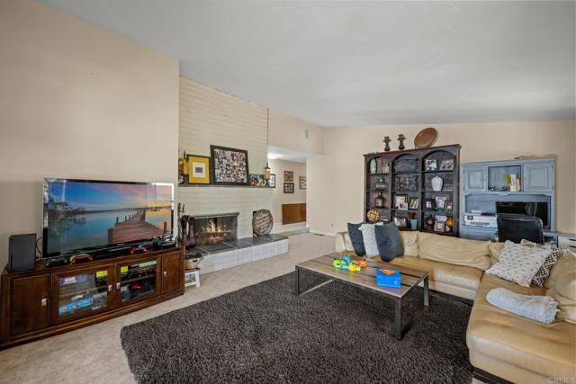 1168 Avocado Ave, Escondido, CA 92026