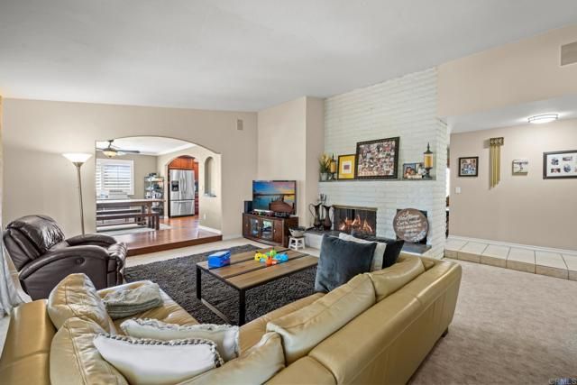 1168 Avocado Ave, Escondido, CA 92026