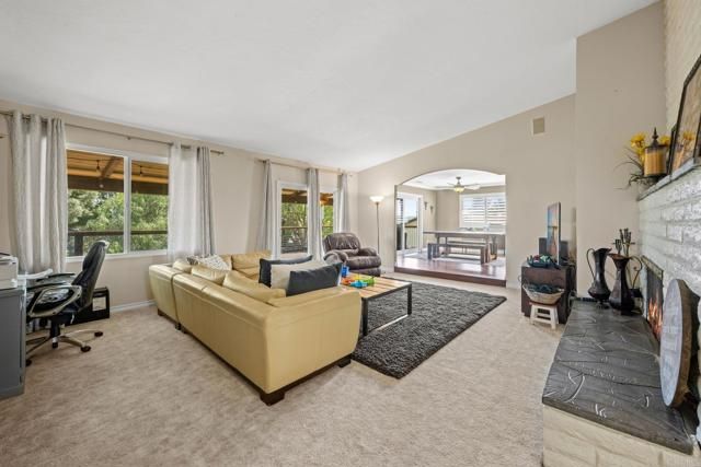 1168 Avocado Ave, Escondido, CA 92026