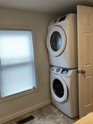 19-25 Common St, Weymouth, MA 02188