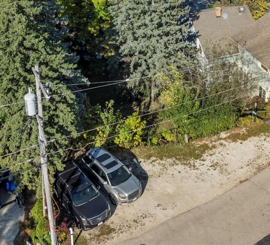 Lt41 ROAD B, Okauchee, WI 53069