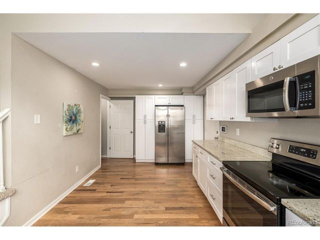 1116 S Rifle Cir, Aurora, CO 80017