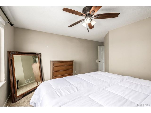 1116 S Rifle Cir, Aurora, CO 80017