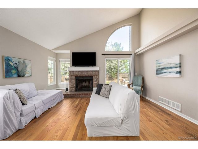 1116 S Rifle Cir, Aurora, CO 80017