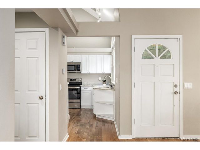 1116 S Rifle Cir, Aurora, CO 80017