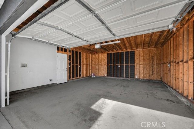 17748 Owen Street, Fontana, CA 92335