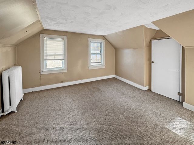 62 Summit Ave, Phillipsburg Town, NJ 08865