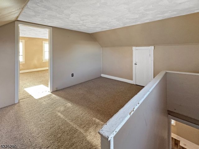 62 Summit Ave, Phillipsburg Town, NJ 08865