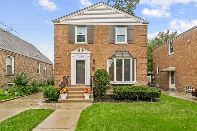 5320 S Oak Park Avenue, Chicago, IL 60638