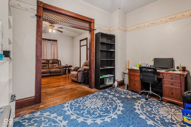 634 Hutchins Avenue, Columbus, IN 47201