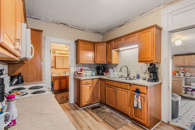 634 Hutchins Avenue, Columbus, IN 47201