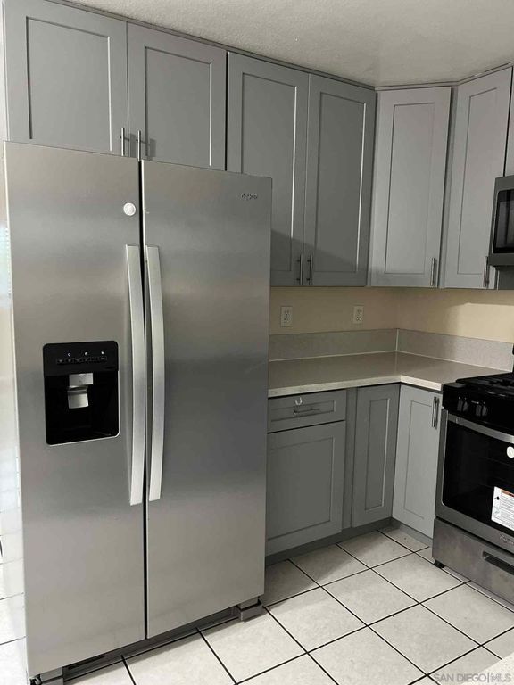 9095 97 Fitzgerald Way, Spring Valley, CA 91977 — photo 3