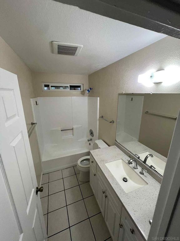 9095 97 Fitzgerald Way, Spring Valley, CA 91977 — photo 5