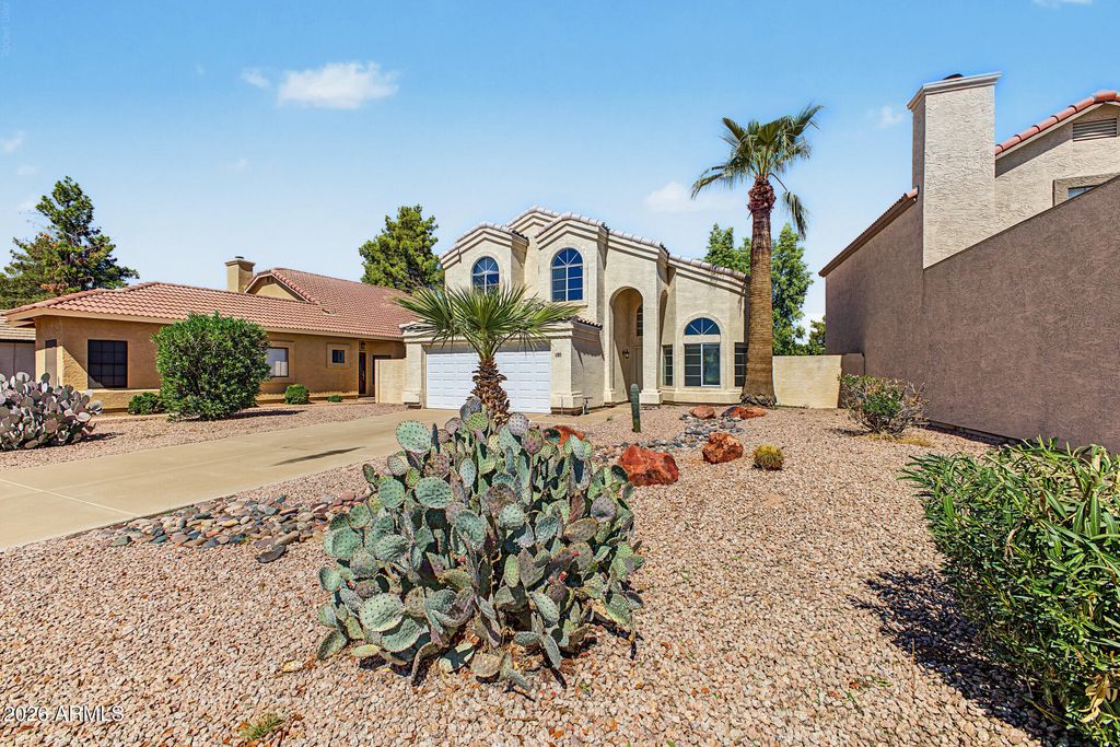 180 S WILLOW CREEK Street, Chandler, AZ 85225 — photo 3