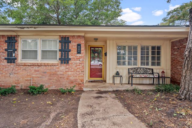 6006 Oxford Avenue, Lubbock, TX 79413
