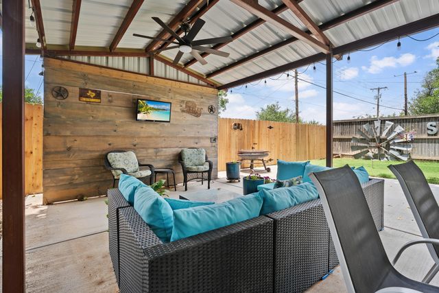 6006 Oxford Avenue, Lubbock, TX 79413