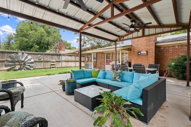 6006 Oxford Avenue, Lubbock, TX 79413