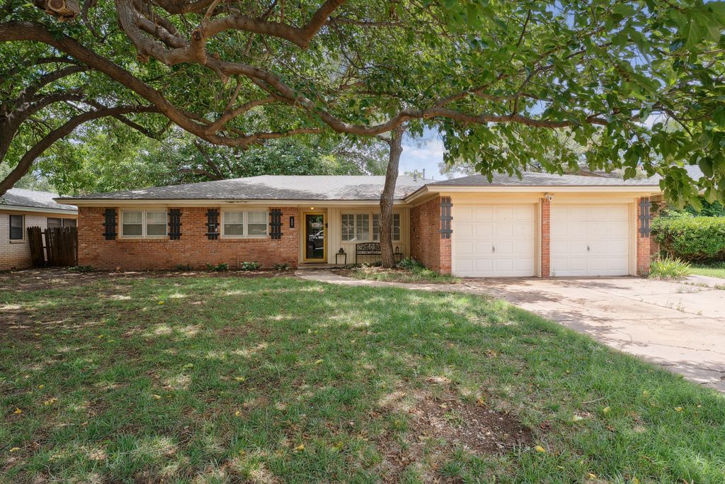 6006 Oxford Avenue, Lubbock, TX 79413