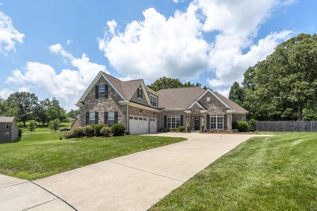 7401 Swindon Blvd, Fairview, TN 37062
