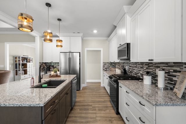 7401 Swindon Blvd, Fairview, TN 37062