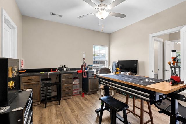 7401 Swindon Blvd, Fairview, TN 37062