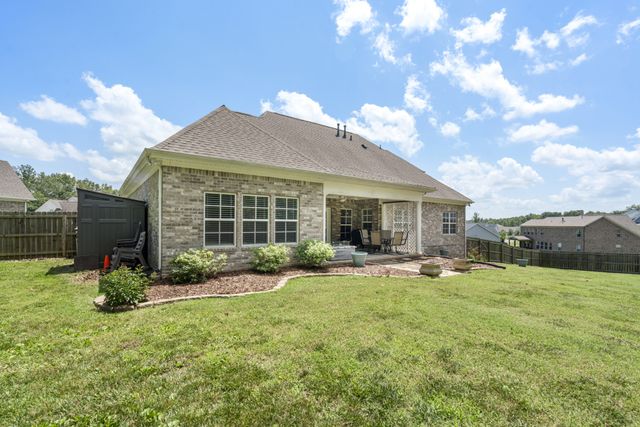 7401 Swindon Blvd, Fairview, TN 37062