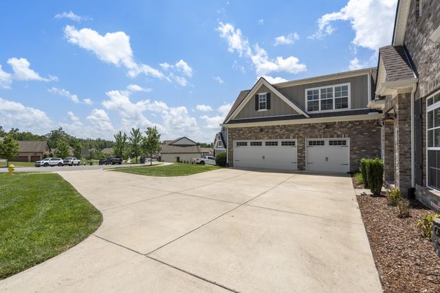 7401 Swindon Blvd, Fairview, TN 37062