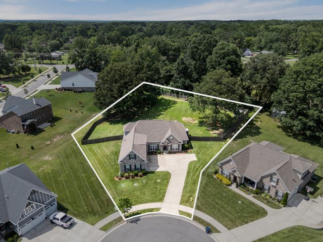 7401 Swindon Blvd, Fairview, TN 37062