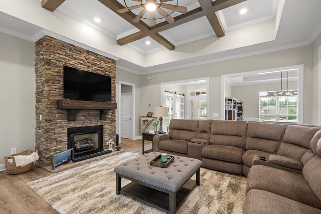 7401 Swindon Blvd, Fairview, TN 37062