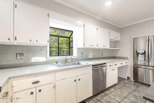 306 Selkirk Trail, Southern Pines, NC 28387