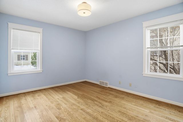 3217 E 25th Street, Minneapolis, MN 55406