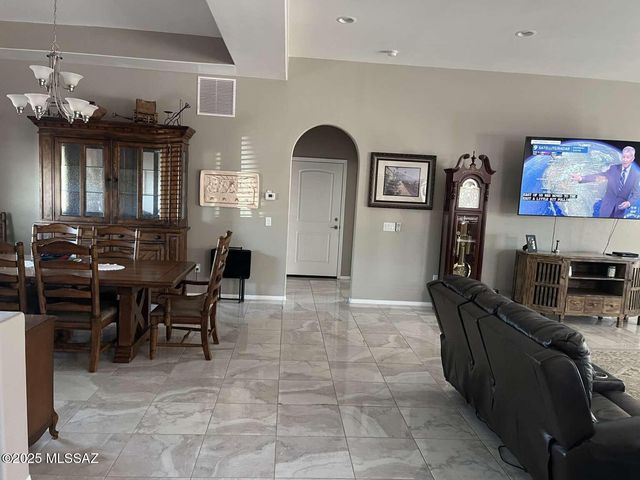 11553 E Tanque Verde Road, Tucson, AZ 85749