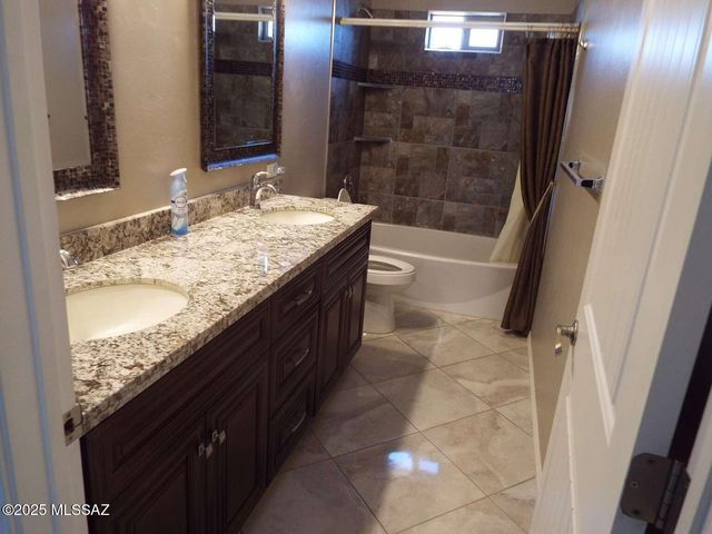 11553 E Tanque Verde Road, Tucson, AZ 85749