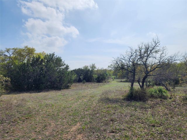 212 Oak Glen LN, Briggs, TX 78608