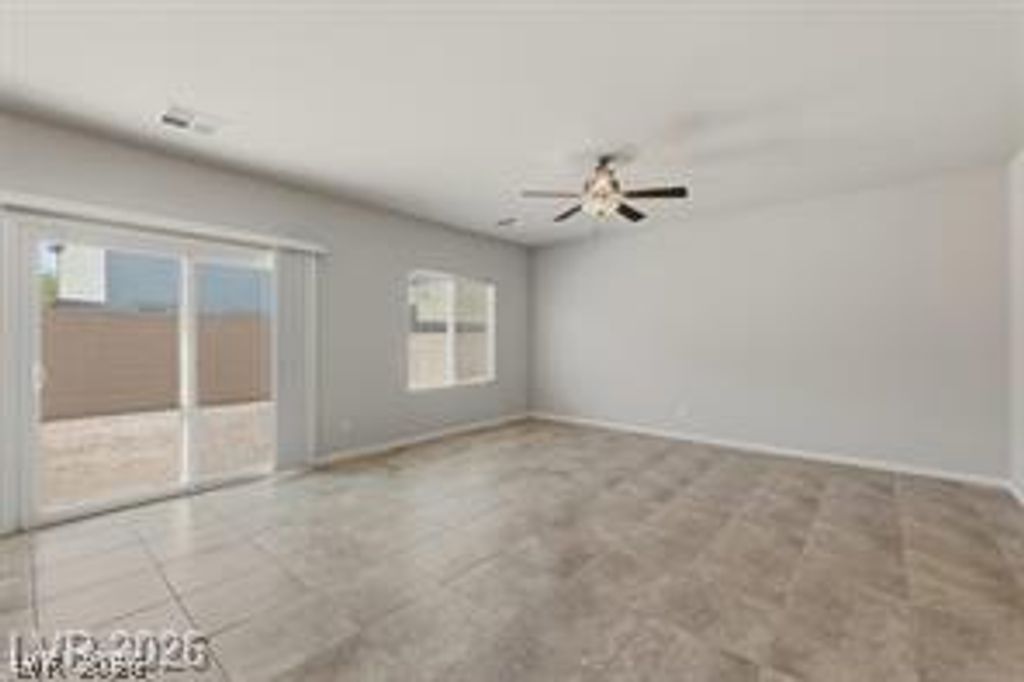 1058 Willow Berry Avenue, North Las Vegas, NV 89032 — photo 5