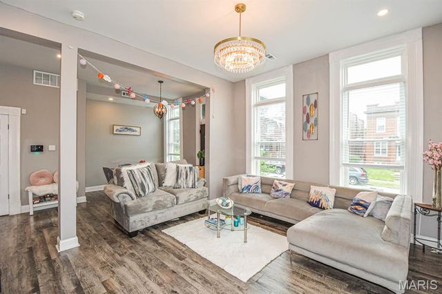 3223 Utah Street, St Louis, MO 63118