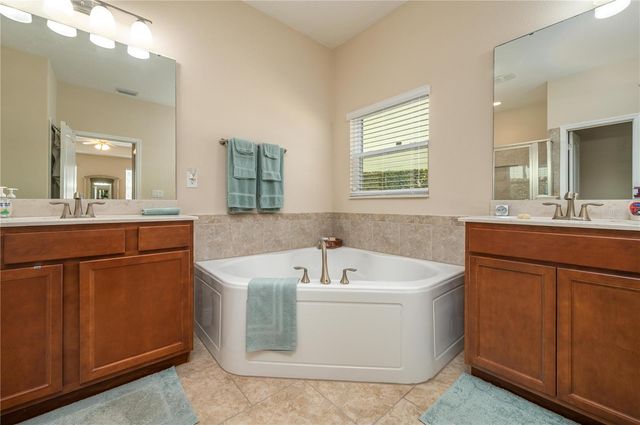 1051 LENA RUN COURT, Winter Haven, FL 33880