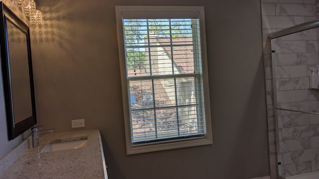 233 Lorraine Circle, Bloomingdale, IL 60108