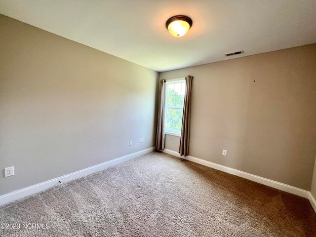 328 S Culverton Road, Winnabow, NC 28479