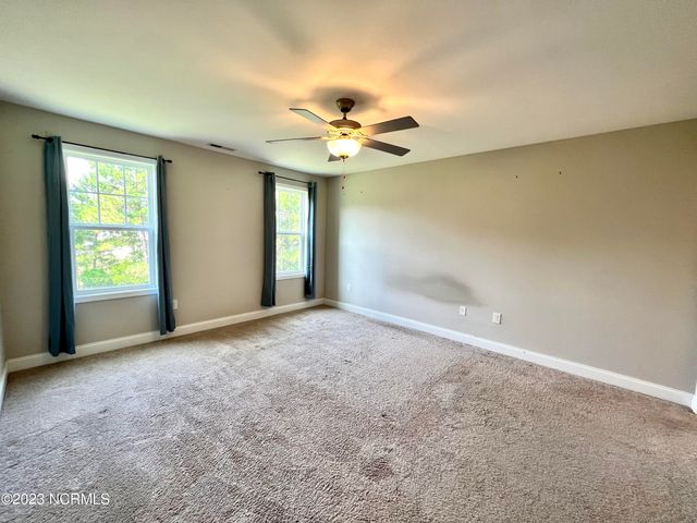 328 S Culverton Road, Winnabow, NC 28479